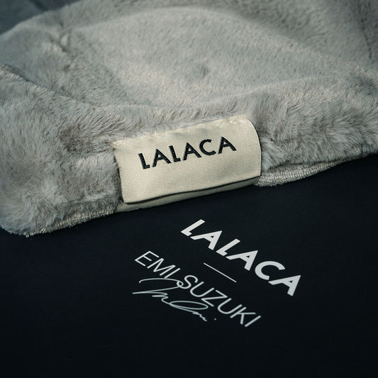 LALACA｜EMISUZUKI heated blanket  roomy　